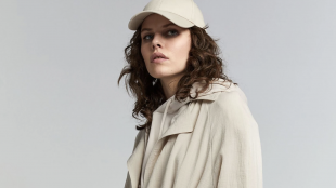 Trend-Prognose für Spätsommer bis Herbst 2021: Dieser Trenchcoat von H&M ist schon jetzt einer der wichtigsten Modetrends